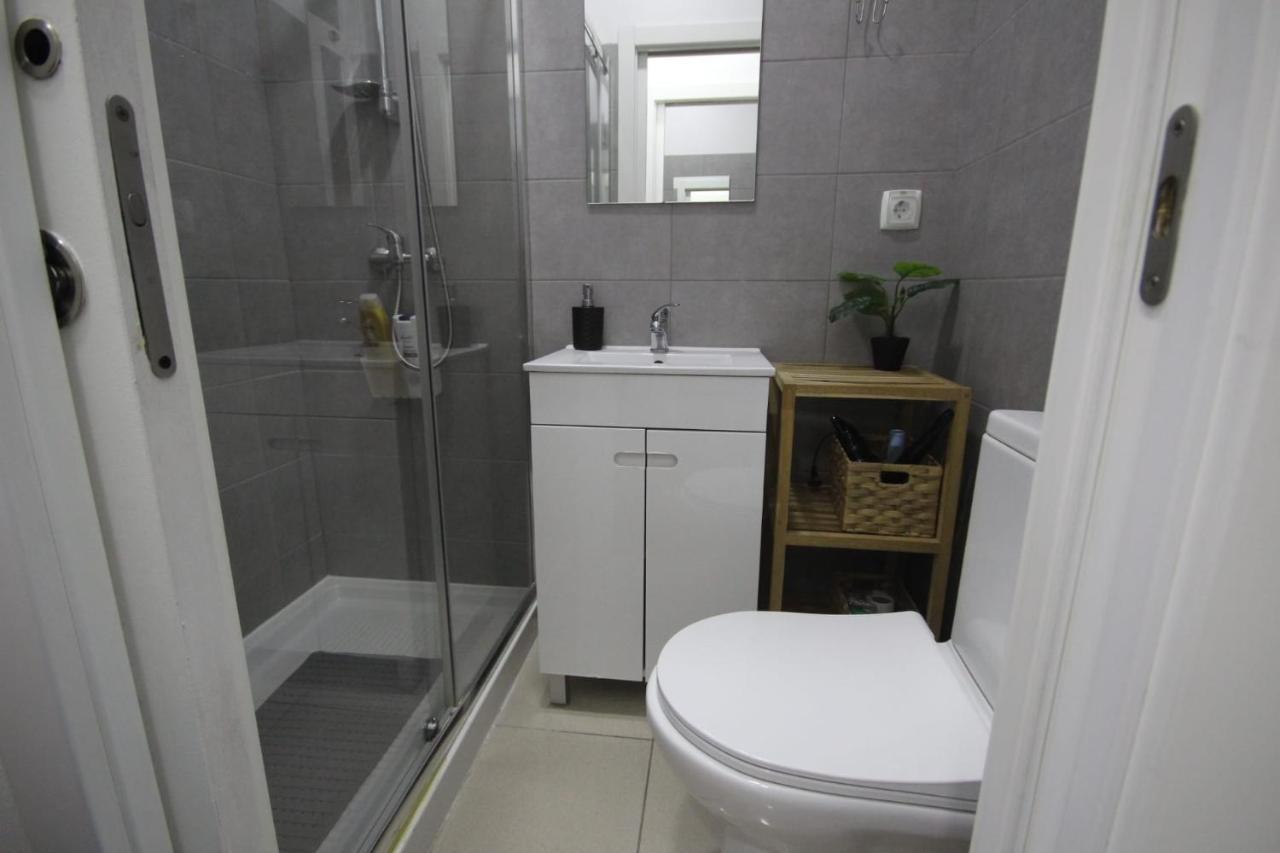 Nautic M1 R2 - Classy & Cozy Double Room With Shared Bathroom In Marques Pombal Lisboa Exterior foto